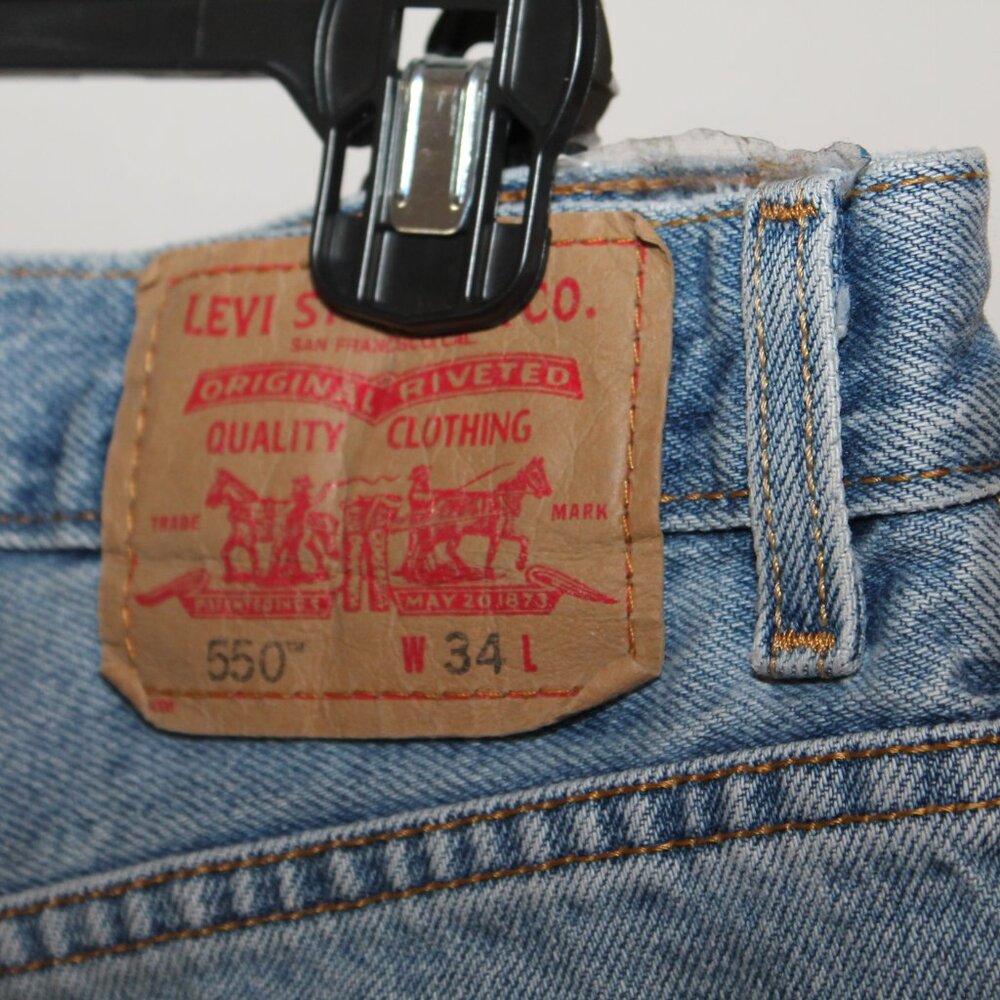 LEVI JEAN SHORTS - Picture 4 of 9
